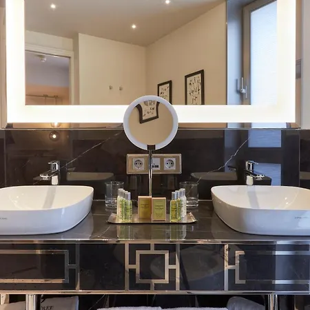 Doubletree By Hilton 4*