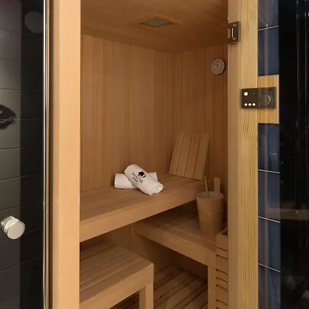 Doubletree By Hilton Hotel