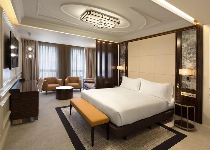 ホテル Doubletree By Hilton 4*