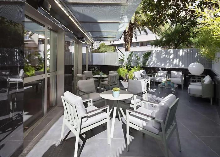 Doubletree By Hilton 4* آكورونيا