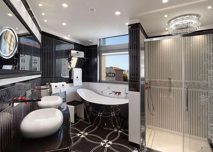 Doubletree By Hilton 4* آكورونيا